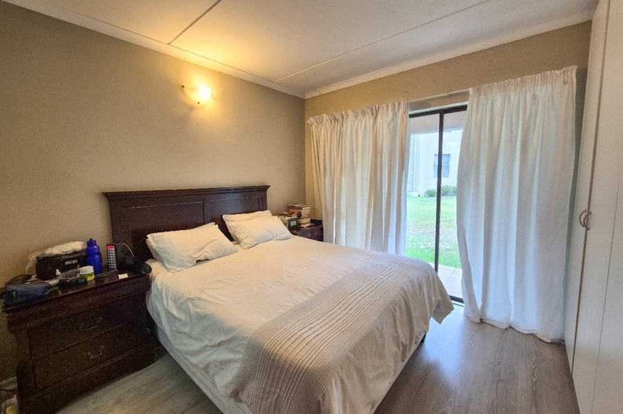 2 Bedroom Property for Sale in Vredekloof East Western Cape